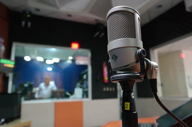 לומדים ונהנים: תוכניות הרדיו של גלי ישראל יכולות להתאים לכם